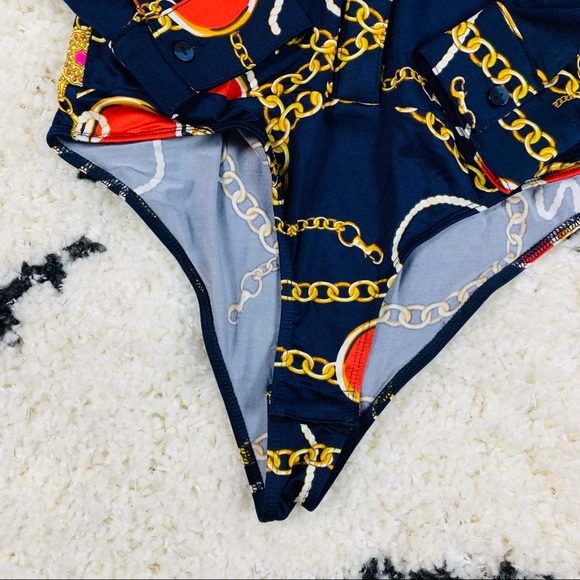 Button down body suit - Picture 2 of 8